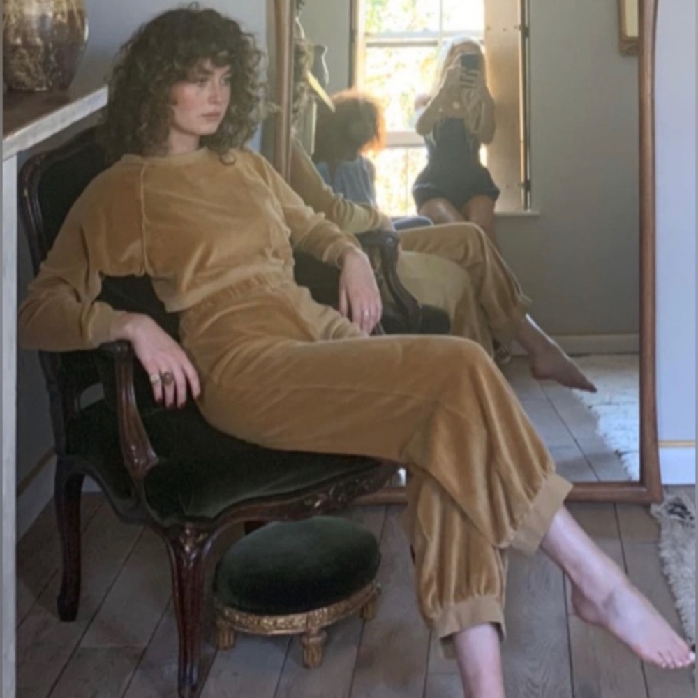 Suzie Kondi slim harem pants & cropped top in velour teddy